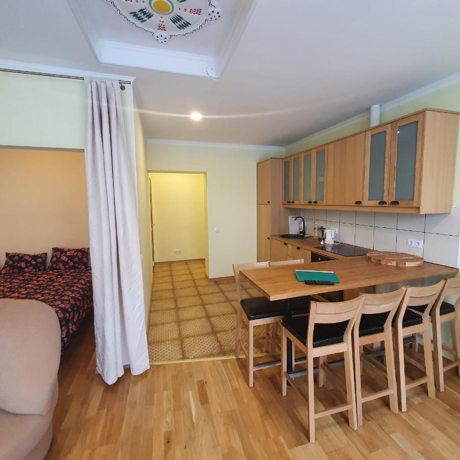 Hot Riga Ernestines Iela 7-7 Enjoy The Feel Of Home And History! Buitenkant foto